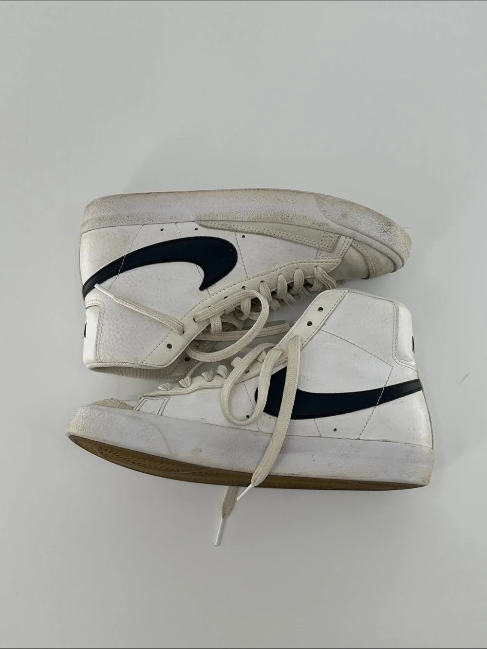 Nike Men’s White, Black & Red High-Top Sneakers
